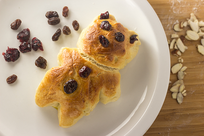 Weckmänner (Stutenkerle) - Sweet Yeast Buns