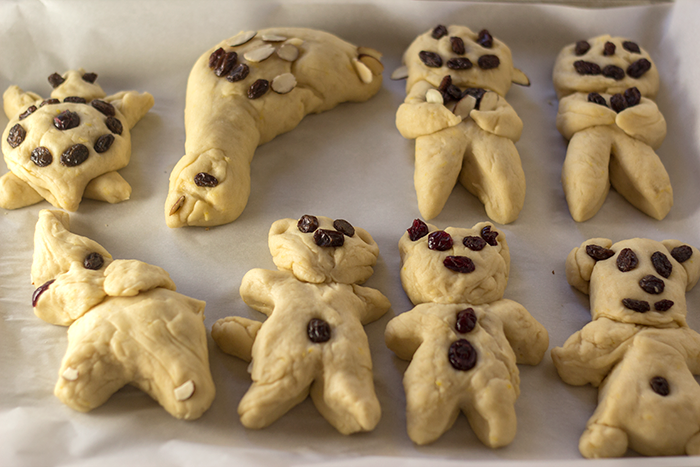 Weckmänner (Stutenkerle) - Sweet Yeast Buns