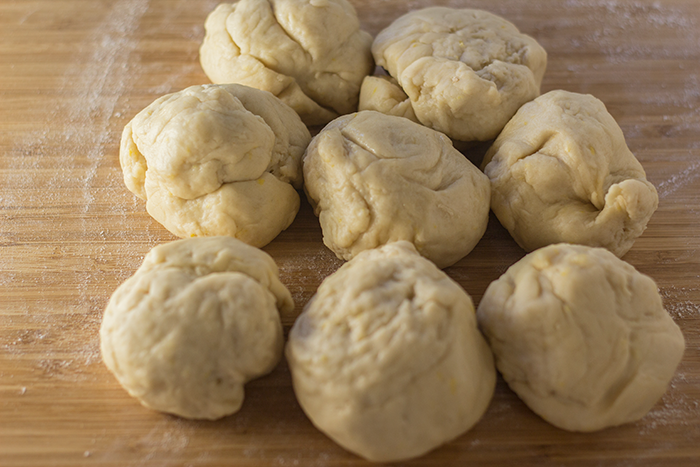 Weckmänner (Stutenkerle) - Sweet Yeast Buns