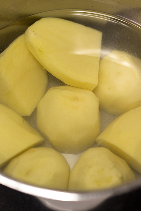 Boiled Potatoes (Salzkartfoffeln) - The Kitchen Maus