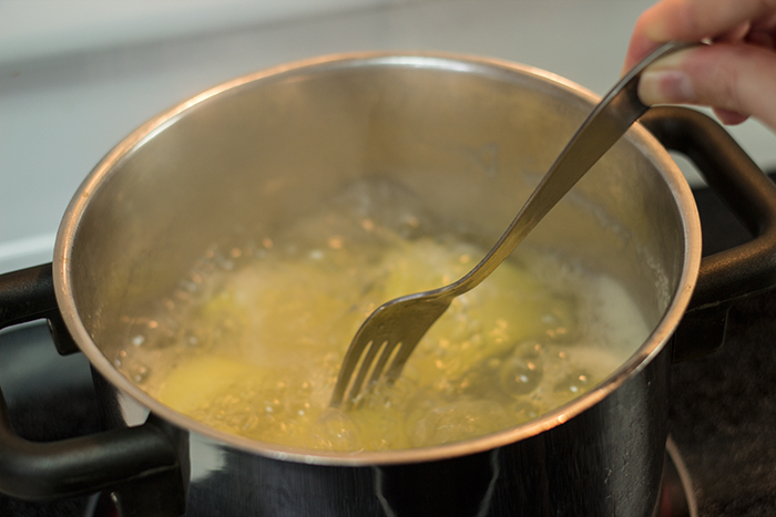 Boiled Potatoes (Salzkartfoffeln) - The Kitchen Maus