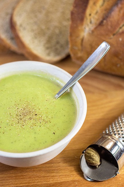 Simple Zucchini Soup (Zucchinisuppe) | The Kitchen Maus