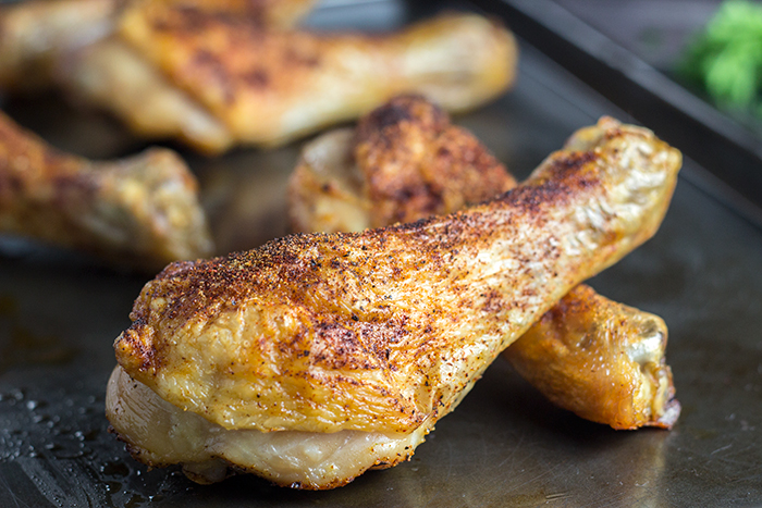 Paprika Chicken Drumsticks | The Kitchen Maus