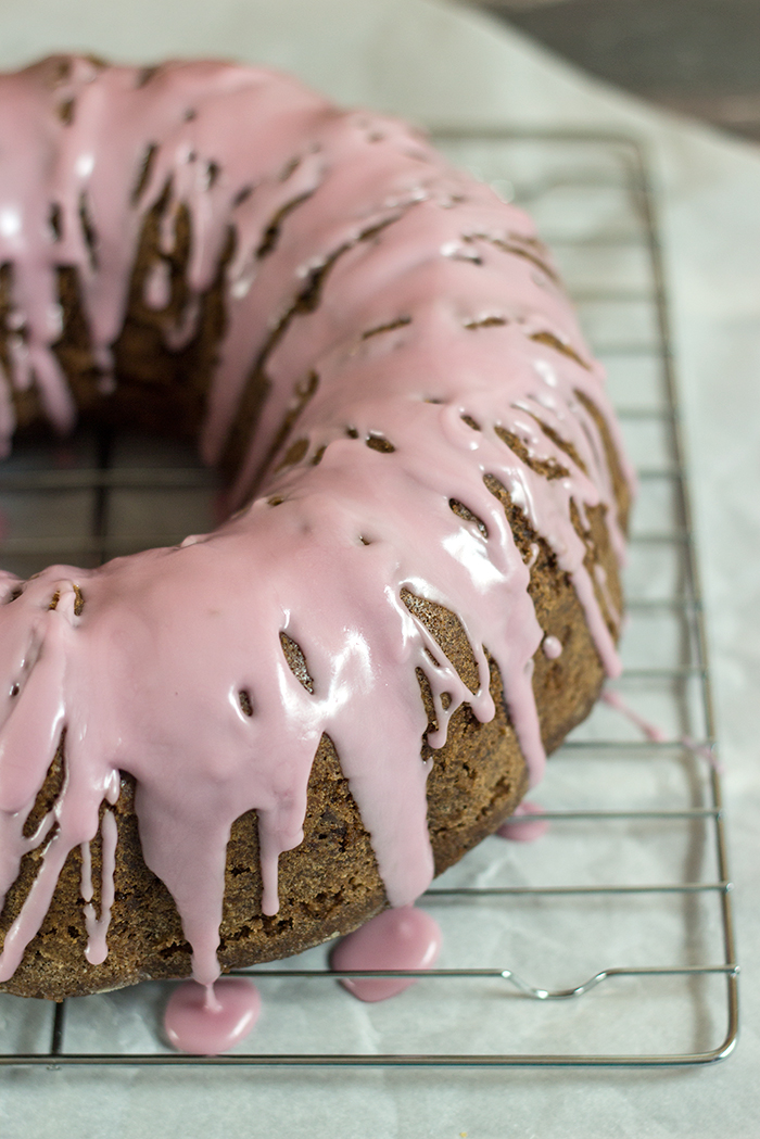 Luscious Red Wine Cake (Saftiger Rotweinkuchen) - The Kitchen Maus