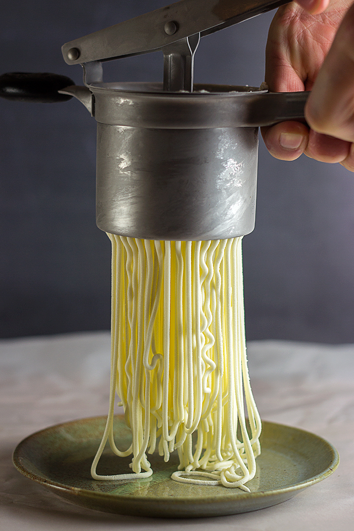 Spaghetti Ice Cream (Spaghettieis) | The Kitchen Maus