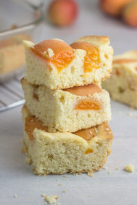 Fresh Apricot Cake (Aprikosenkuchen) by the Kitchen Maus