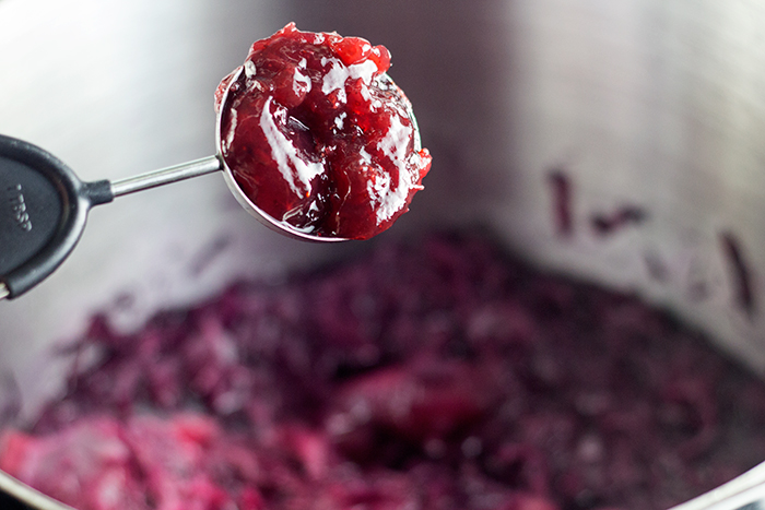 Easy Braised Red Cabbage (Blaukraut) | The Kitchen Maus