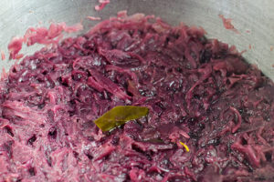 Easy Braised Red Cabbage (Blaukraut) | The Kitchen Maus