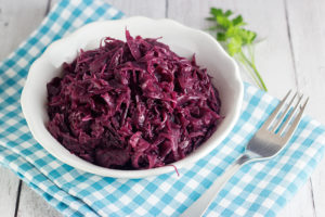 Easy Braised Red Cabbage (Blaukraut) | The Kitchen Maus