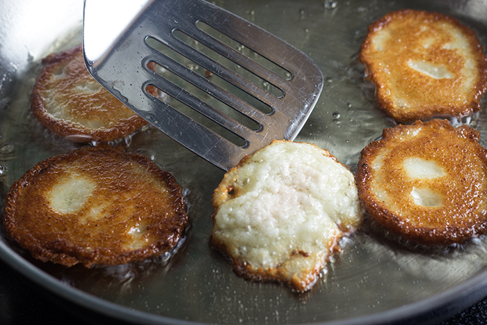 Potato Pancakes (Kartoffelpuffer) by the Kitchen Maus