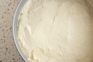 Quick Plum Streusel Cake (Pflaumenkuchen) by the Kitchen Maus