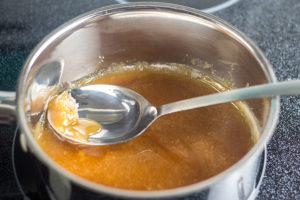 Cinnamon Caramel Syrup (Zimt-Karamell-Sirup) by the Kitchen Maus