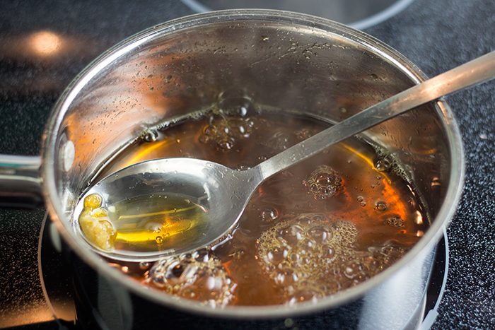 Cinnamon Caramel Syrup (Zimt-Karamell-Sirup) by the Kitchen Maus