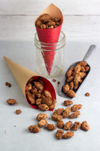 Gingerbread Candied Almonds (Gebrannte Mandeln) by the Kitchen Maus